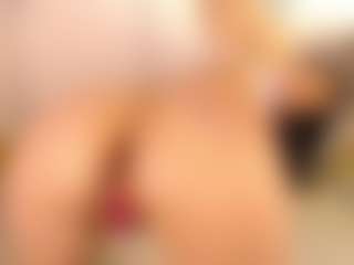 Live cam show with AnnaAlvarez - Public on Cam Slut