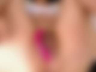 AnnaAlvarez's Live Sex Cam Show