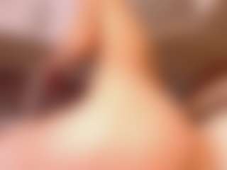 Live cam show with AnnaAlvarez - Average on luckytryst.com
