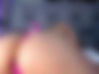 AnnaAlvarez's Live Sex Cam Show