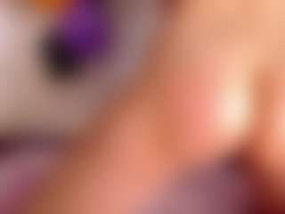 AnnaAlvarez's Live Sex Cam Show