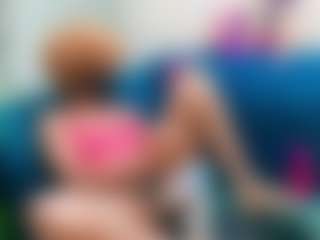 Live cam show with Squirt Princess - Athletic Public on Hubzter Live