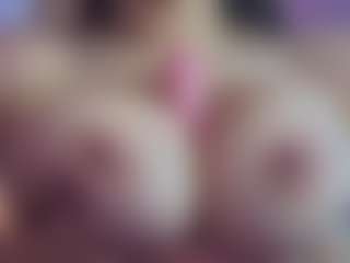 iara-smith1's Live Sex Cam Show