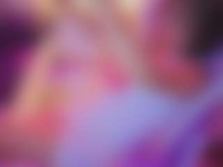 Live cam show with iara-smith1 - Oil on Camsoda