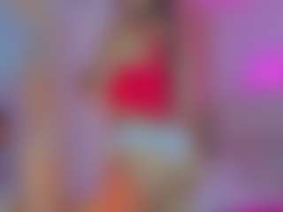 iara-smith1's Live Sex Cam Show