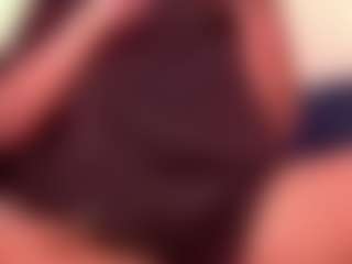ThroatGoatxo's Live Sex Cam Show