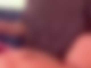 ThroatGoatxo's Live Sex Cam Show