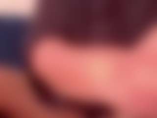 ThroatGoatxo's Live Sex Cam Show