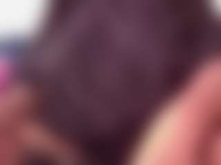 ThroatGoatxo's Live Sex Cam Show