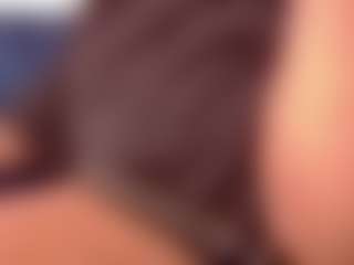 ThroatGoatxo's Live Sex Cam Show