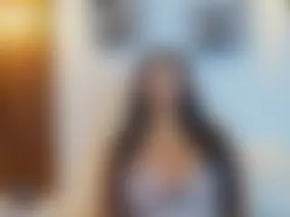 Live cam show with SofiaaSweett - Latina on Camsoda