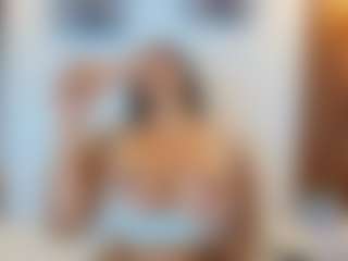 Live cam show with SofiaaSweett - Spank Brown Hair on Camming Site