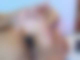 Live cam show with SofiaaSweett - Ebony HD on StripNow