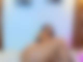 Live cam show with SofiaaSweett - Oil on Fling VIP Chat