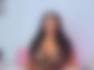 Live cam show with SofiaaSweett - Strip Brown Hair on livesuperchat.net