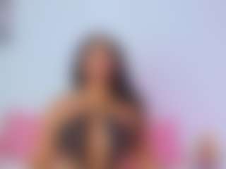 Live cam show with SofiaaSweett - Spank Toys on livesuperchat.net