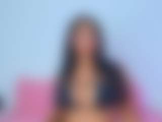 Live cam show with SofiaaSweett - Tease Black on Camiplay Live
