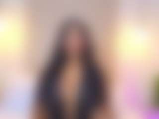 Live cam show with SofiaaSweett - Public Black on WildCum