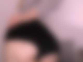 Live cam show with CindySexual - Thong on Dolls Live