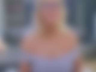 Live cam show with Fit Cougar - Athletic on sexytreat.net
