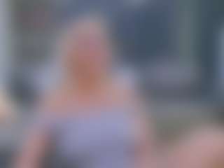 Fit Cougar's Live Sex Cam Show