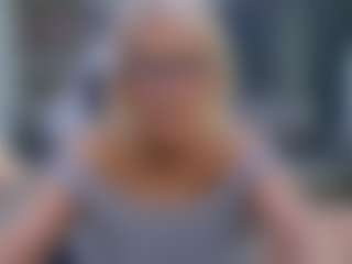 Live cam show with Fit Cougar - Granny on Instabang