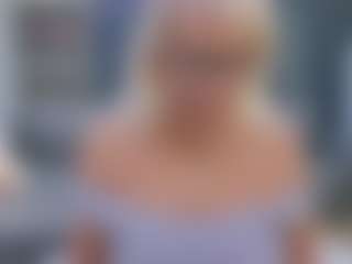 Live cam show with Fit Cougar - Athletic on TeamSkeetLive | netherlands