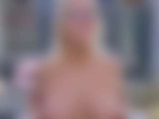 Live cam show with Fit Cougar - Italian on Sex Cam Show | netherlands