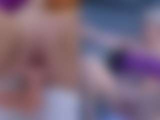 Fit Cougar's Live Sex Cam Show