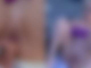 Fit Cougar's Live Sex Cam Show
