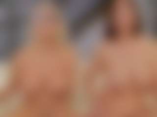 Live cam show with Fit Cougar - Mature on liverealitysex.com