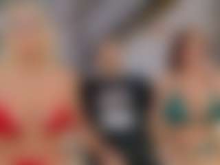 Fit Cougar MILF webcam performer live streaming
