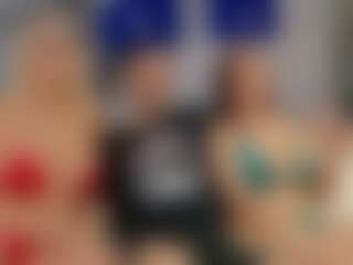 Fit Cougar's Live Sex Cam Show