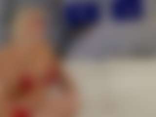 Live cam show with Fit Cougar - Blonde Hair MILF on xxxlivecams.org