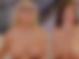Fit Cougar's Live Sex Cam Show