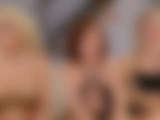 Fit Cougar's Live Sex Cam Show