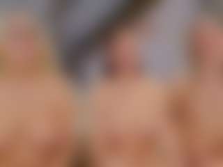 Fit Cougar's Live Sex Cam Show