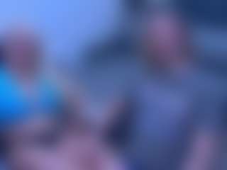 Fit Cougar's Live Sex Cam Show