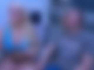 Fit Cougar's Live Sex Cam Show