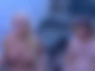 Live cam show with Fit Cougar - Strip on TottyGirls