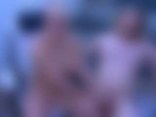 Fit Cougar's Live Sex Cam Show