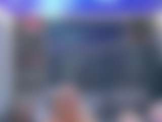 Fit Cougar's Live Sex Cam Show