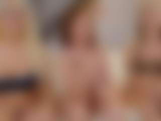 Fit Cougar's Live Sex Cam Show