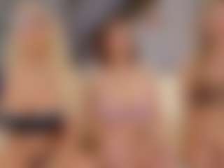 Fit Cougar's Live Sex Cam Show
