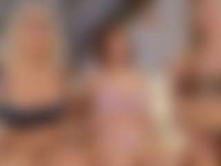 Fit Cougar's Live Sex Cam Show