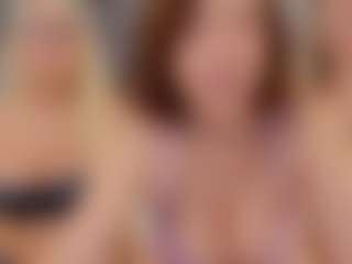 Fit Cougar's Live Sex Cam Show