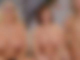 Fit Cougar's Live Sex Cam Show