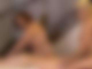Fit Cougar's Live Sex Cam Show