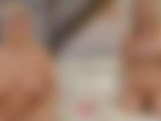 Fit Cougar's Live Sex Cam Show
