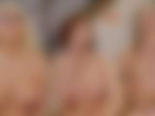 Fit Cougar's Live Sex Cam Show